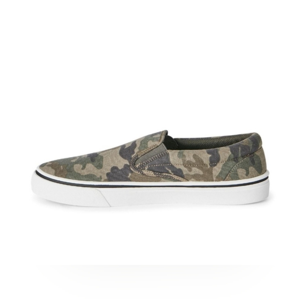Camouflage Slip On Sneakers Youth Big Boys Size 7